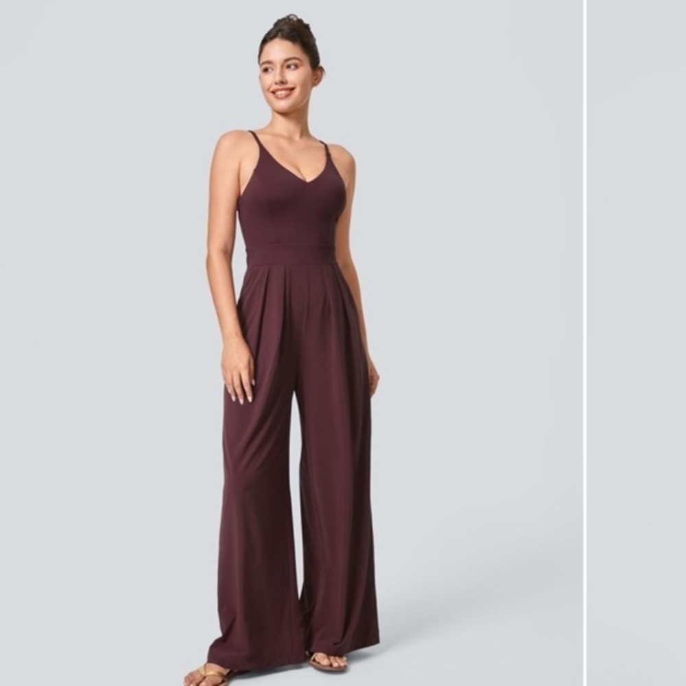 Halara Backless  Wide Leg Quick Dry Resort Slip Jumpsuit NWT Sz M